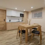 Zacisze Pod Chelmem ホームステイ Stryszów